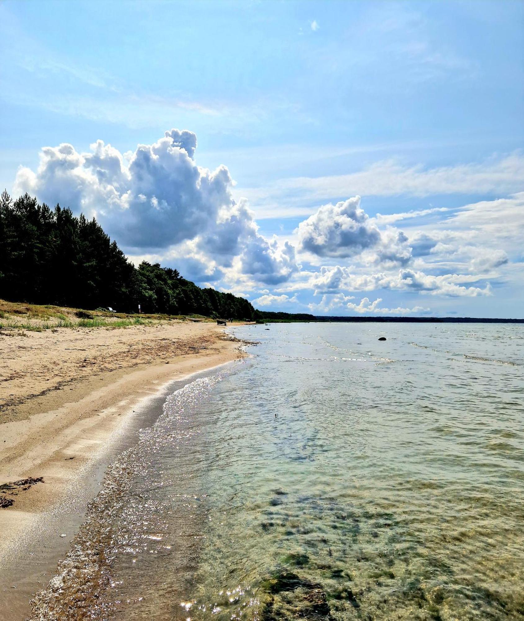 Elulille Maja Mere Laeheduses Lahemaa Ruepes Andineeme Kültér fotó